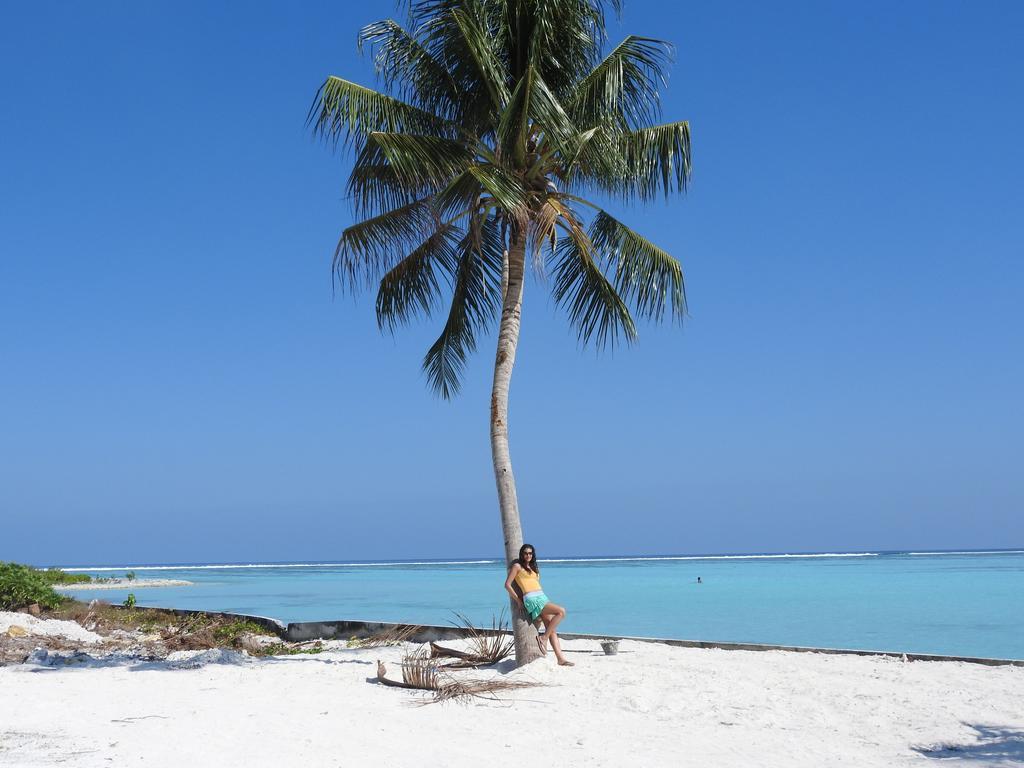 Natural Surf House Himmafushi Exterior photo