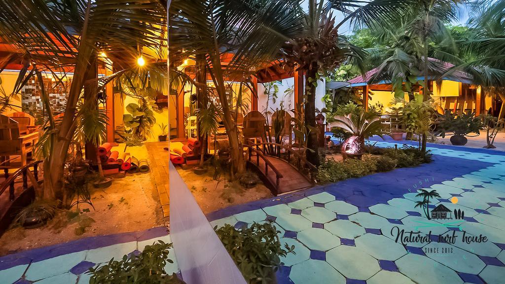 Natural Surf House Himmafushi Exterior photo